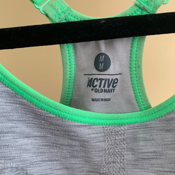 Active by Old Navy Sports Bra - Picture 3 of 3